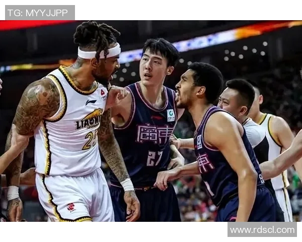 深圳篮球队的实力之争引发热议球迷观点各异的背后故事